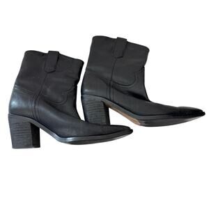 Tony Bianco Womens Low Boots Size 7.5 Ankle Western Minimal Pointed Toe Black